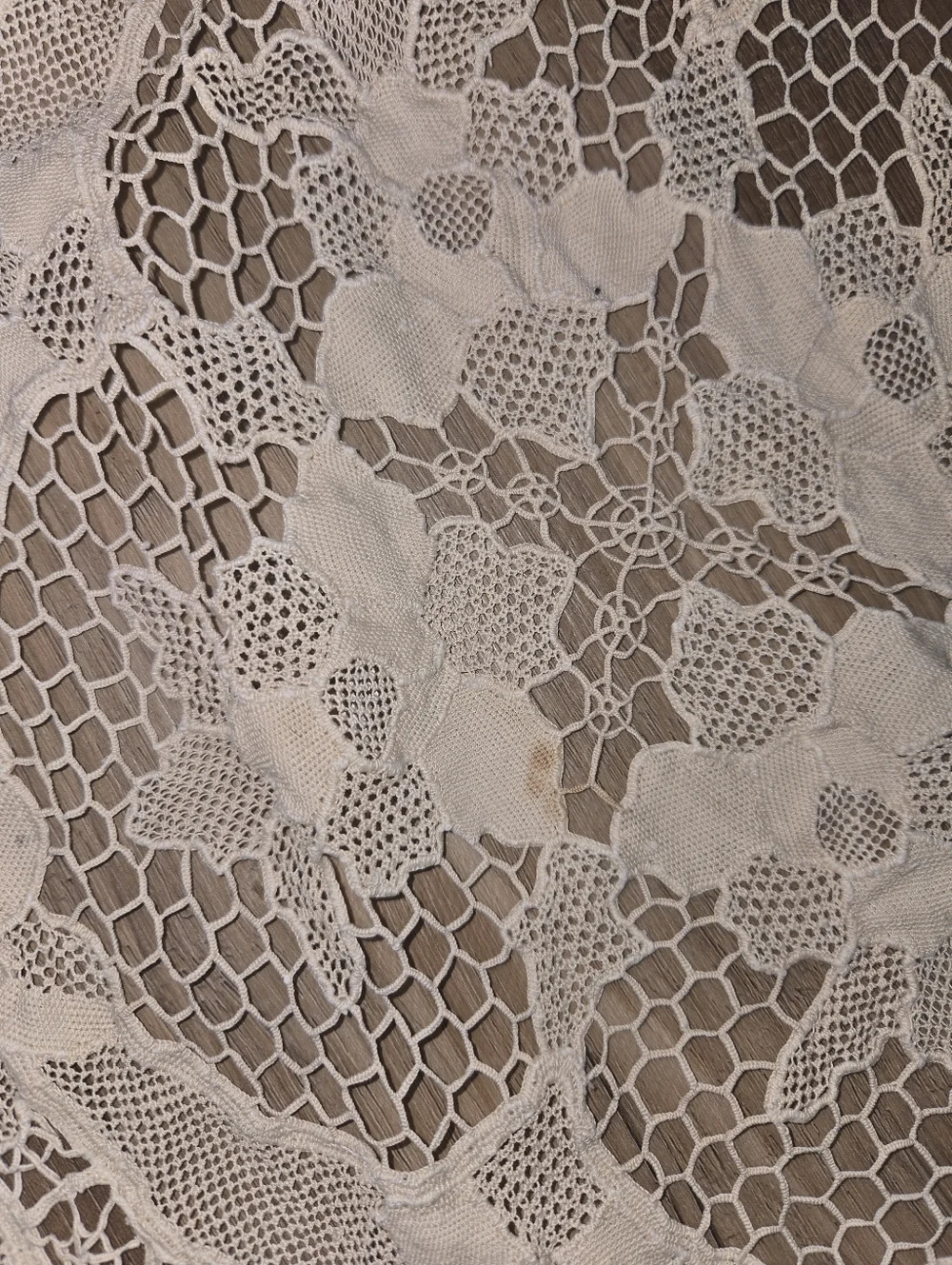 Vintage Floral Crochet Lace Tablecloth - Cream 86